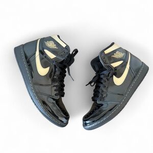 JORDAN 1 RETRO HIGH OG 'BLACK METALLIC GOLD'